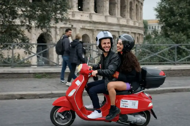 Self-drive Vespa tour rental in Rome city center